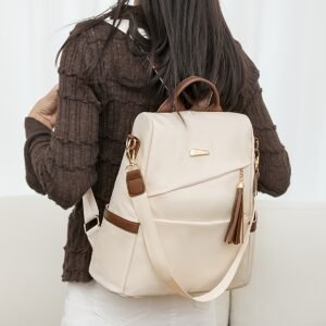 Mochila Elegante y Ligera para Mujer, Ideal para Viajes y Uso Diario - Bolso de PU con Capacidad, Correas Ajustables, Cierre de Cremallera y Detalles de Flecos - Casual, Escapada de Fin de Semana (Lavable a Mano)